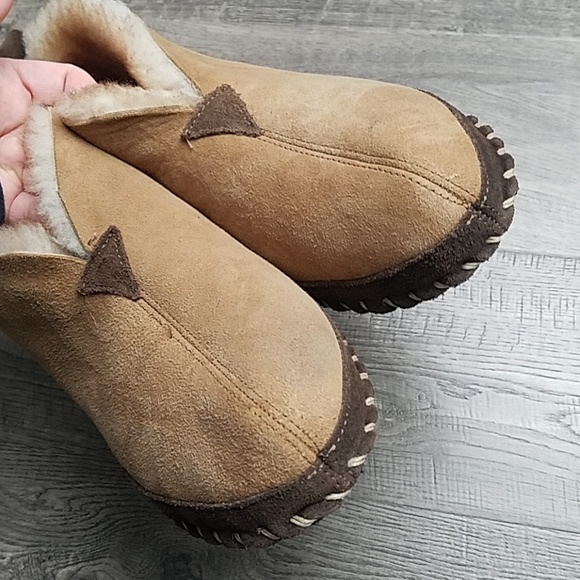 bob timberlake bison slippers